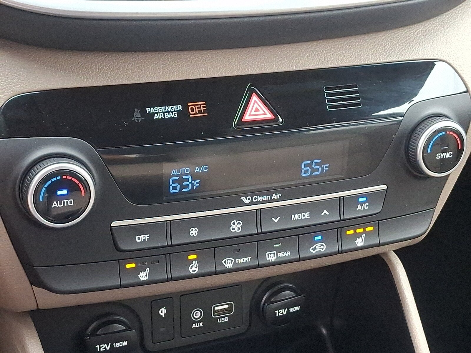 Used 2021 Hyundai Tucson Limited AWD/4WD image 16