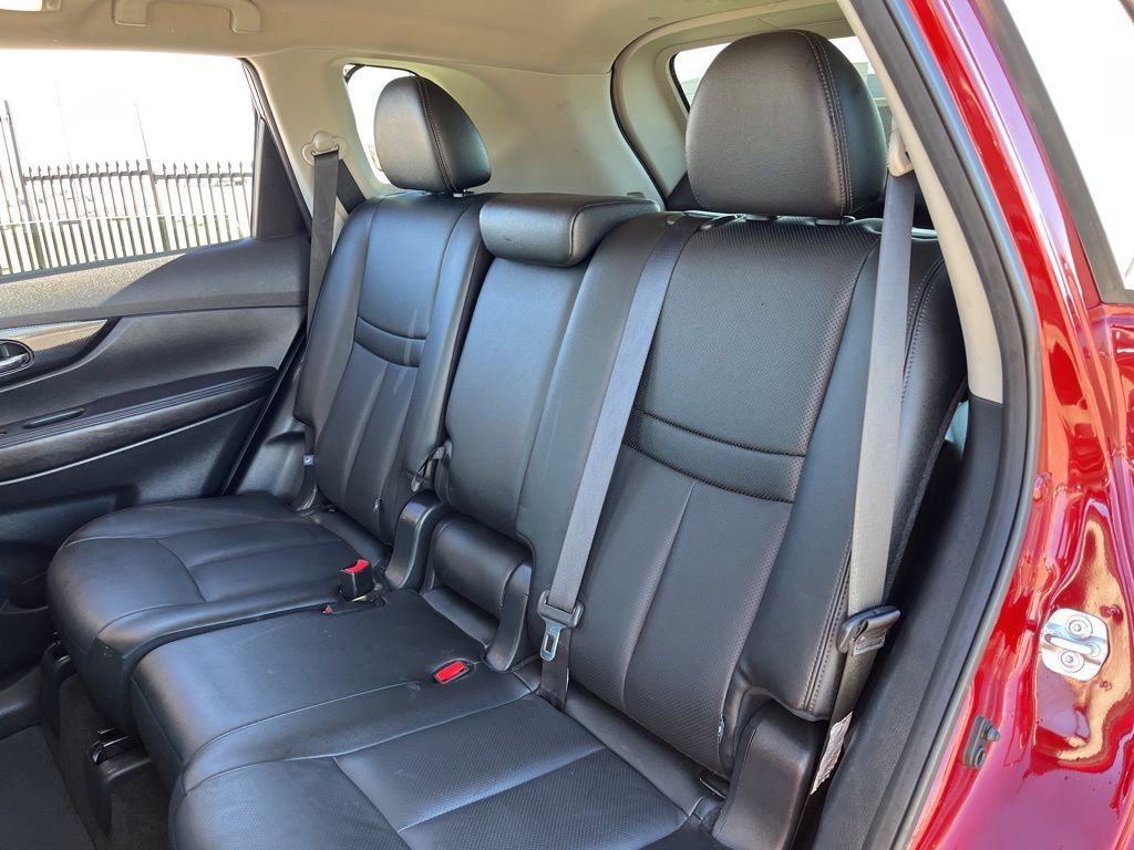 Used 2019 Nissan Rogue SL w/ Premium Package image 27