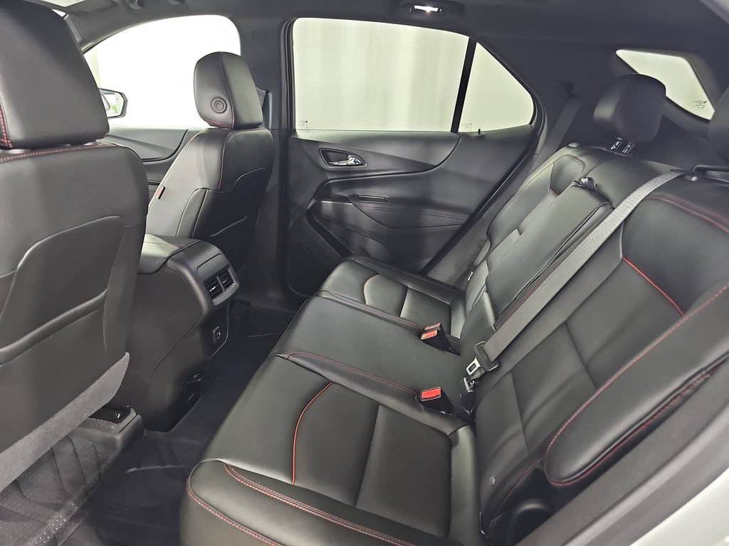 Certified 2024 Chevrolet Equinox RS w/ RS Leather Package AWD/4WD image 18