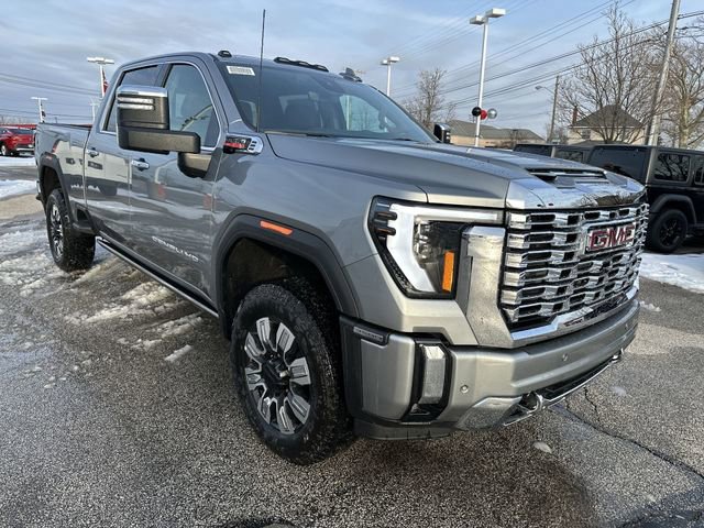 New 2026 GMC Sierra 3500 Denali w/ Denali Reserve Package AWD/4WD image 11
