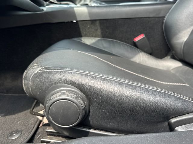 Used 2020 MAZDA MX-5 Miata RF Grand Touring RWD image 13