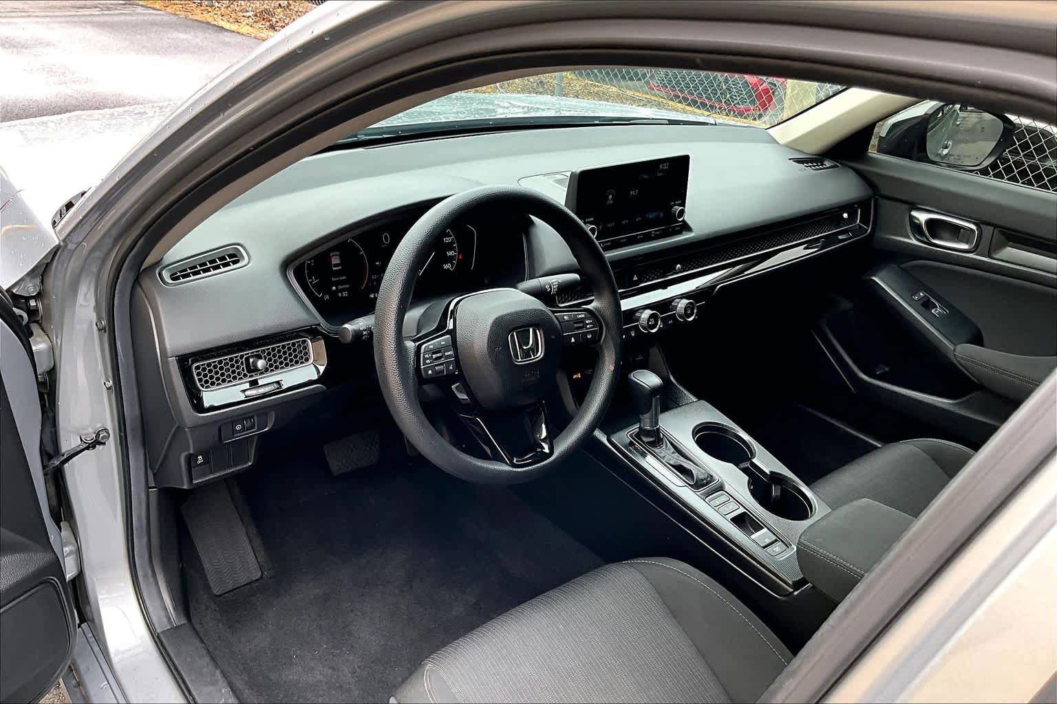 Used 2025 Honda Civic LX image 16
