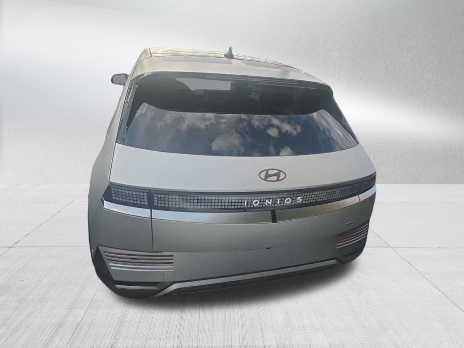 Certified 2024 Hyundai Ioniq 5 Limited AWD/4WD image 7