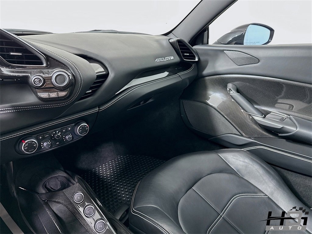 Used 2016 Ferrari 488 GTB image 15