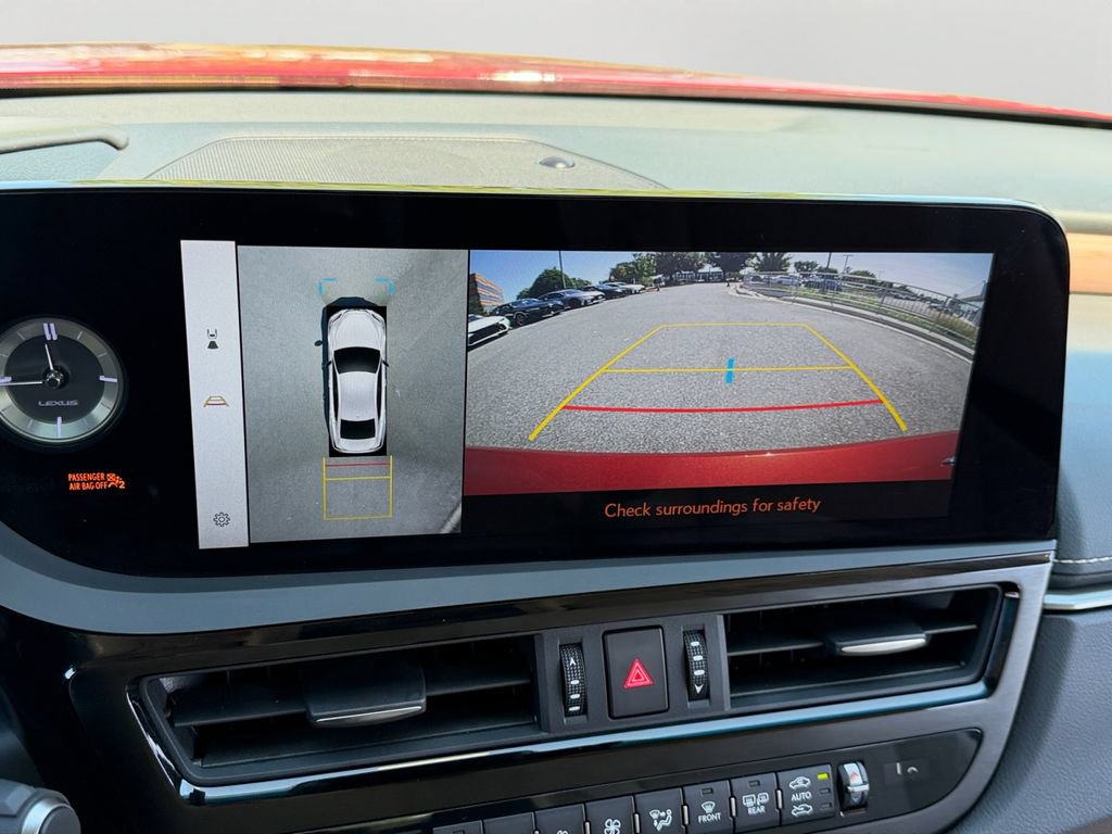 Used 2024 Lexus ES 300h w/ Technology Package FWD image 20