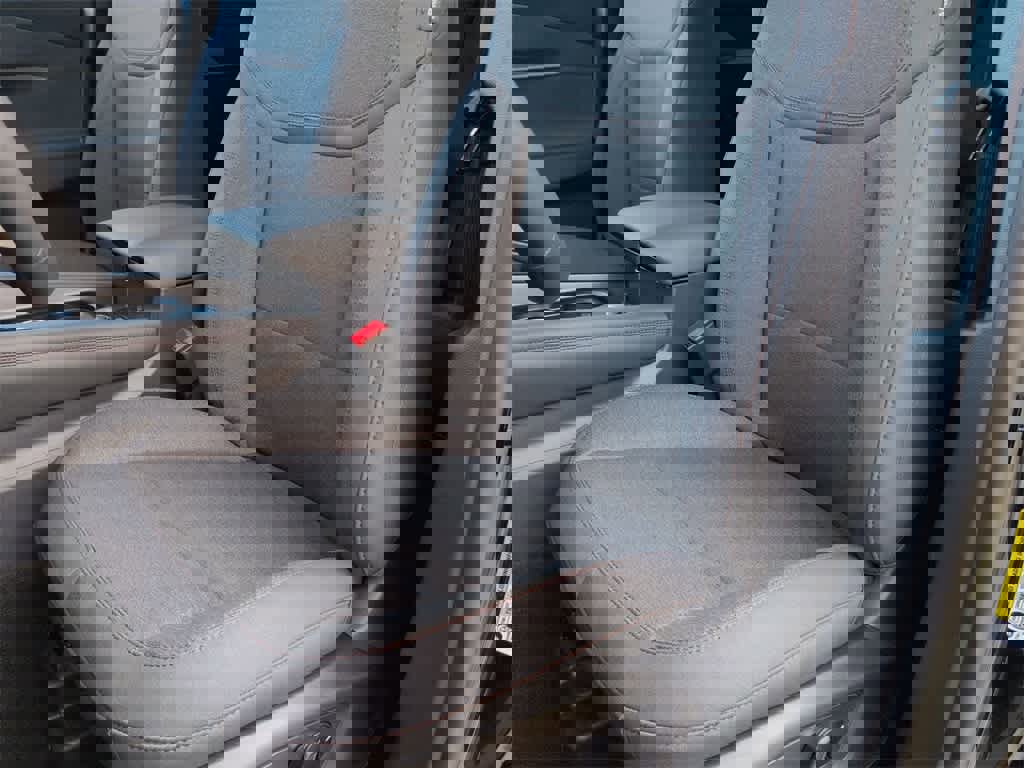 New 2026 Ford Explorer Active image 17