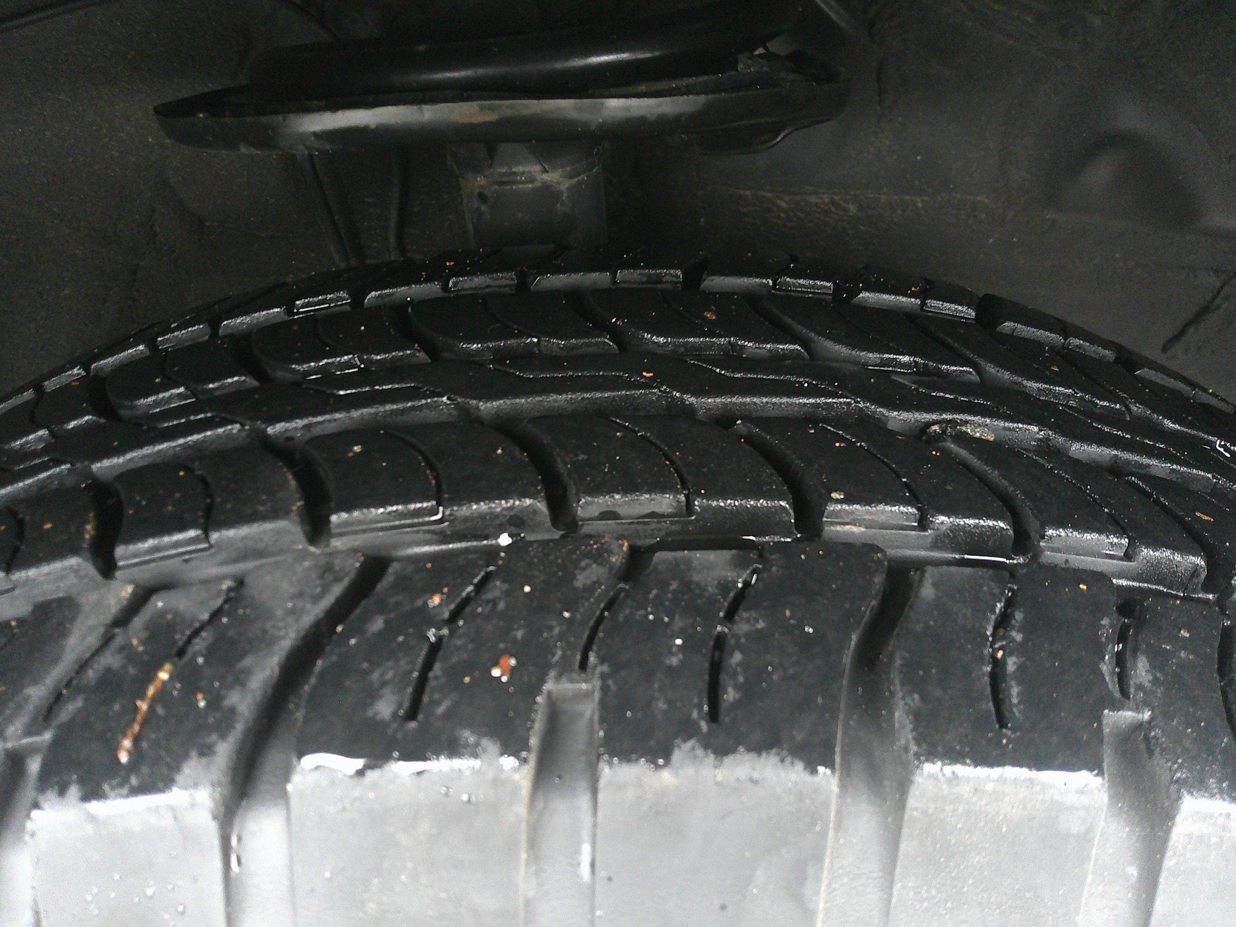 Used 2018 Toyota RAV4 XLE image 16