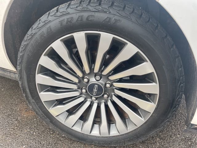 Used 2019 Lincoln Navigator L Reserve w/ Cargo Package image 5