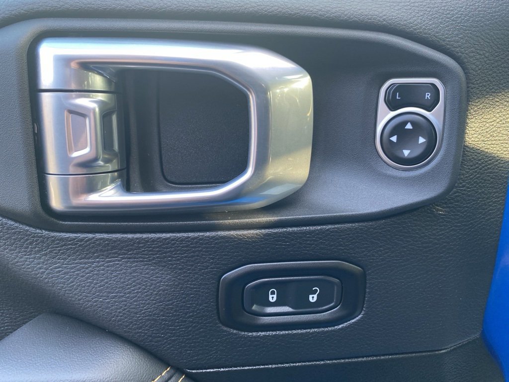 Used 2024 Jeep Wrangler Unlimited Rubicon 392 image 29