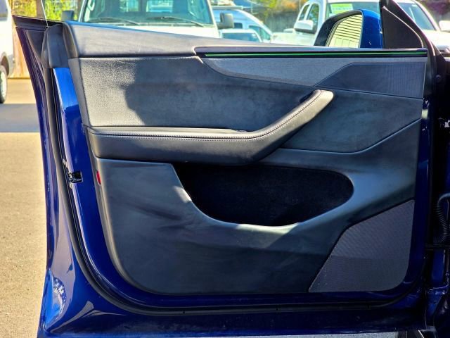 Used 2026 Tesla Model Y AWD image 26