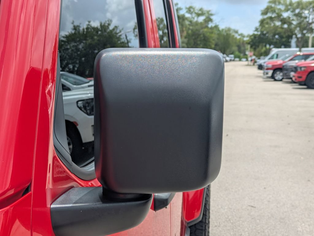 Used 2022 Jeep Gladiator Sport AWD/4WD image 13
