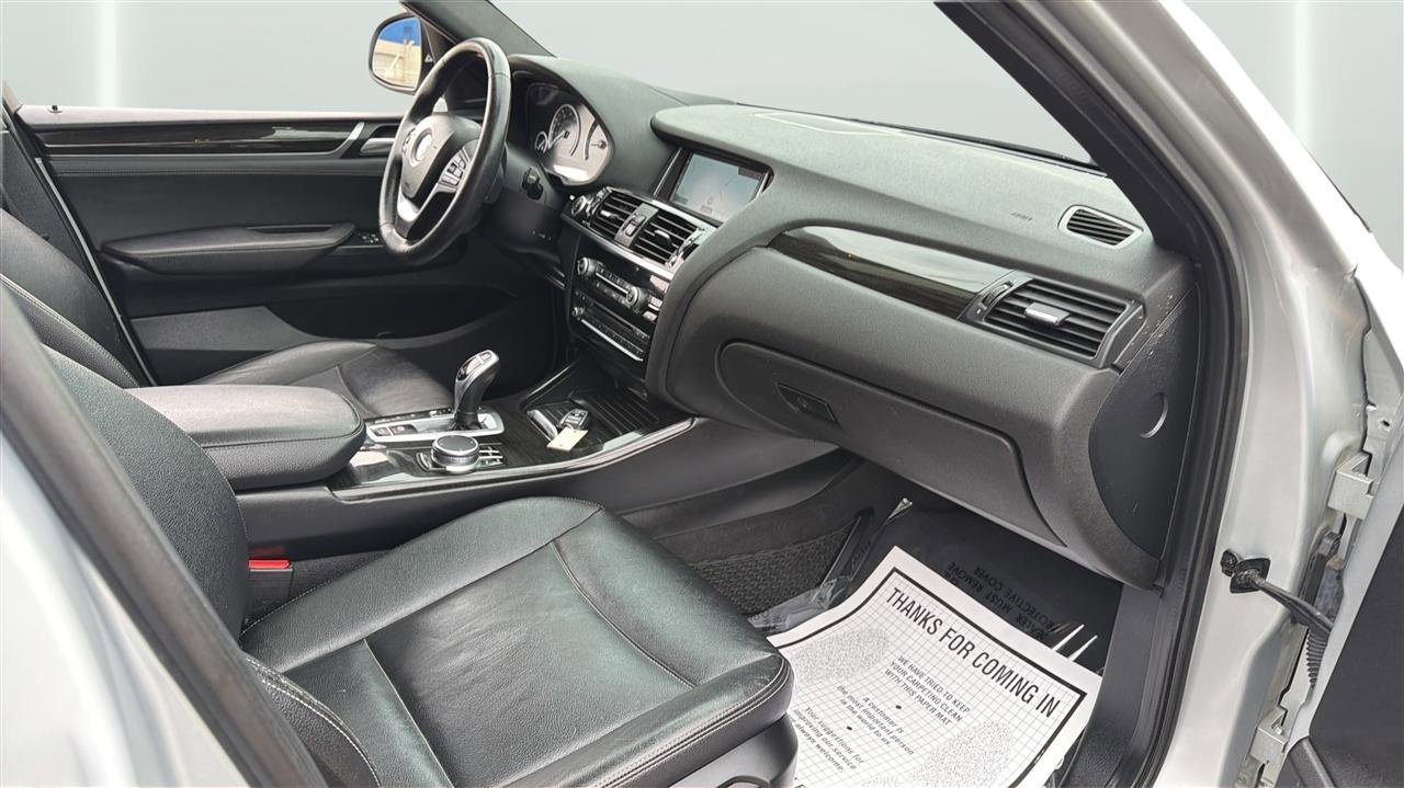 Used 2018 BMW X4 xDrive28i AWD/4WD image 15
