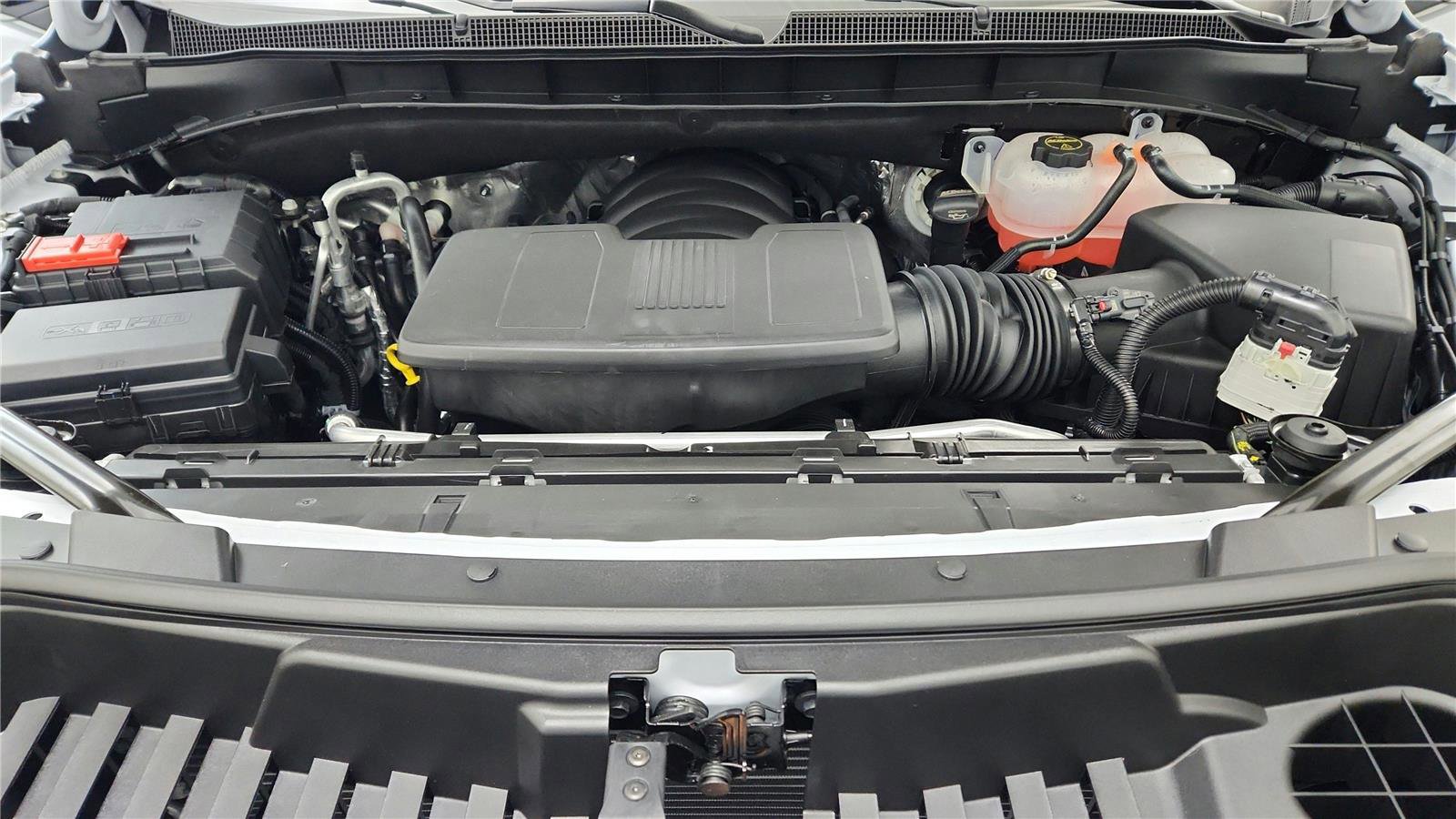 New 2026 Chevrolet Suburban Premier image 11