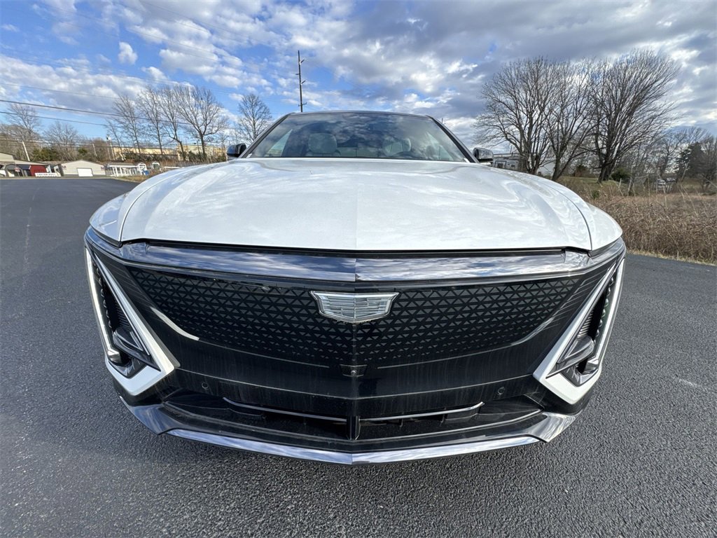 New 2025 Cadillac Lyriq Sport image 27