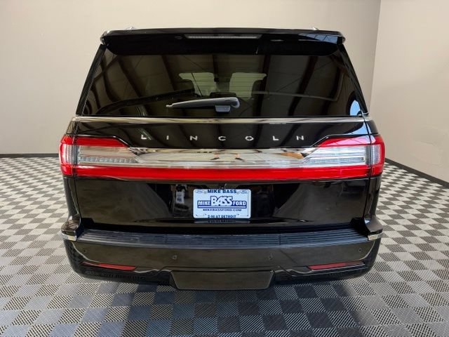 Used 2019 Lincoln Navigator Reserve AWD/4WD image 11