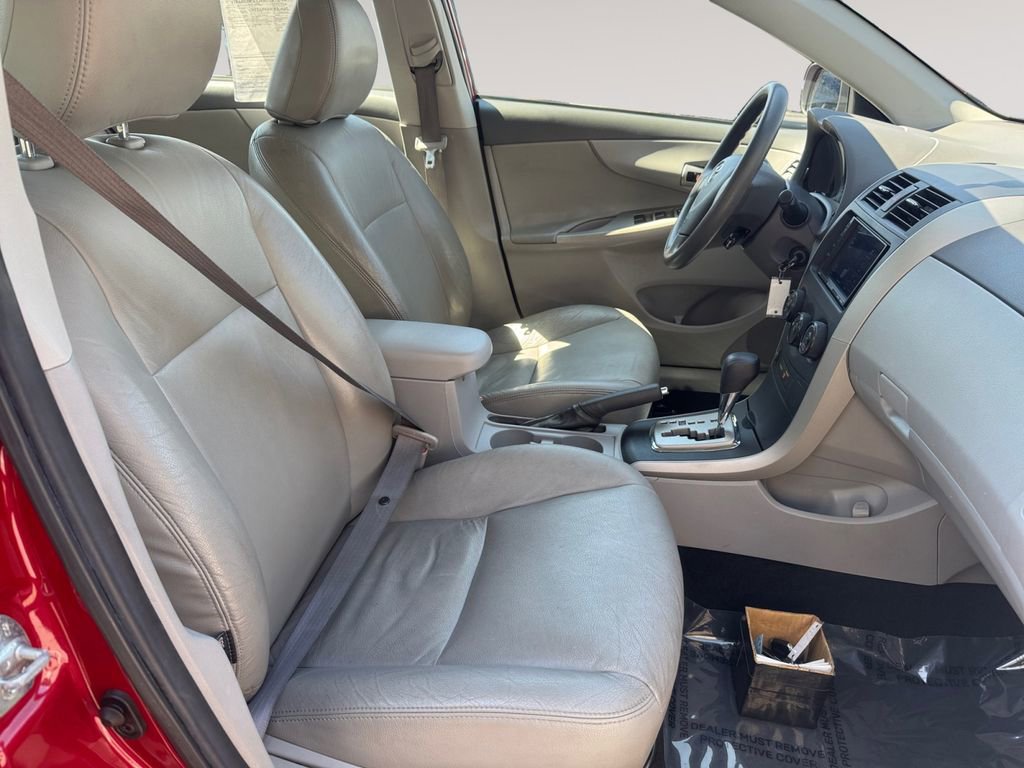 Used 2010 Toyota Corolla LE image 15