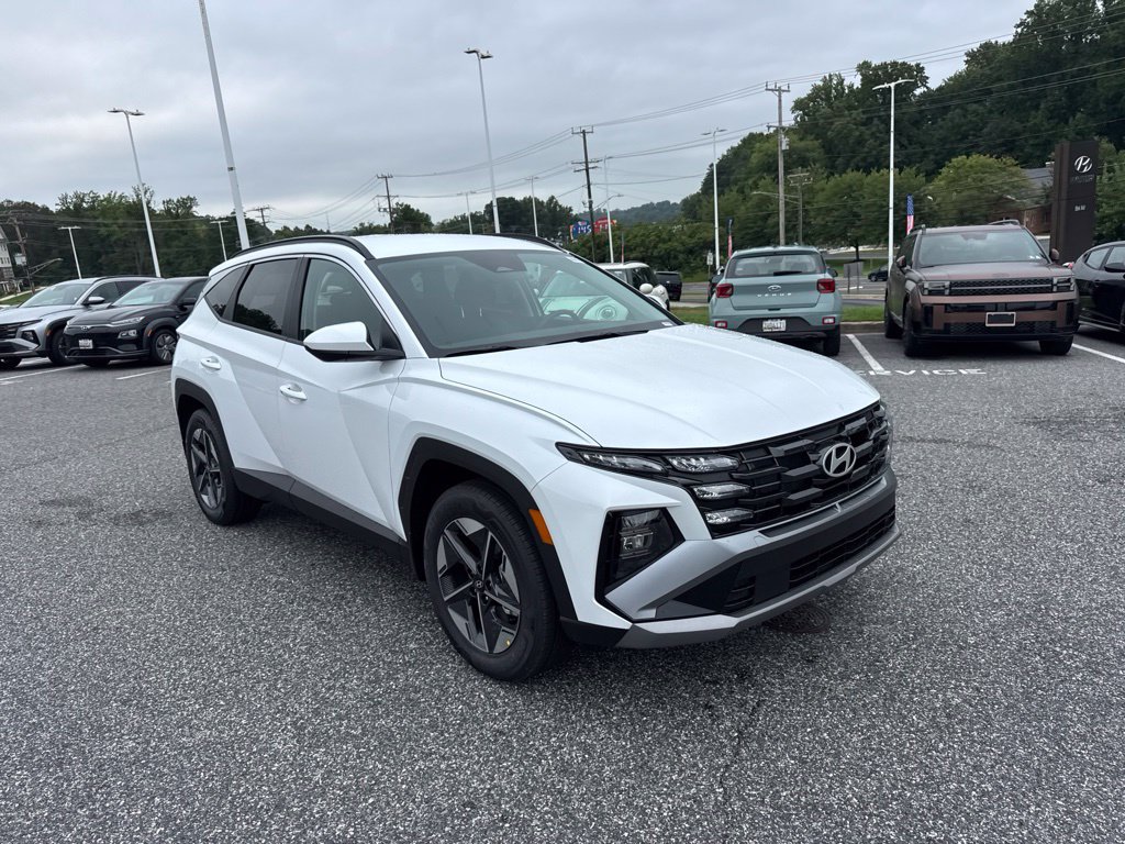 New 2026 Hyundai Tucson SEL w/ Tow & Go Package FWD image 3