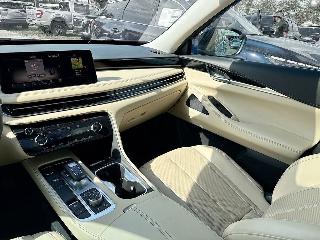 Used 2023 INFINITI QX60 Pure AWD/4WD image 24
