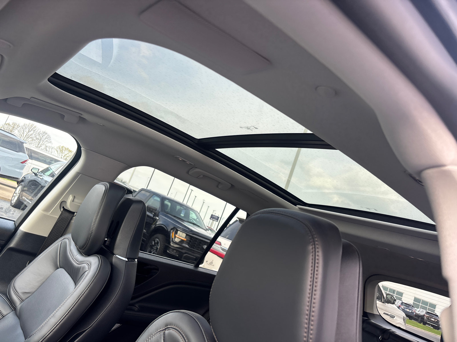 New 2026 Lincoln Aviator Reserve AWD/4WD image 25