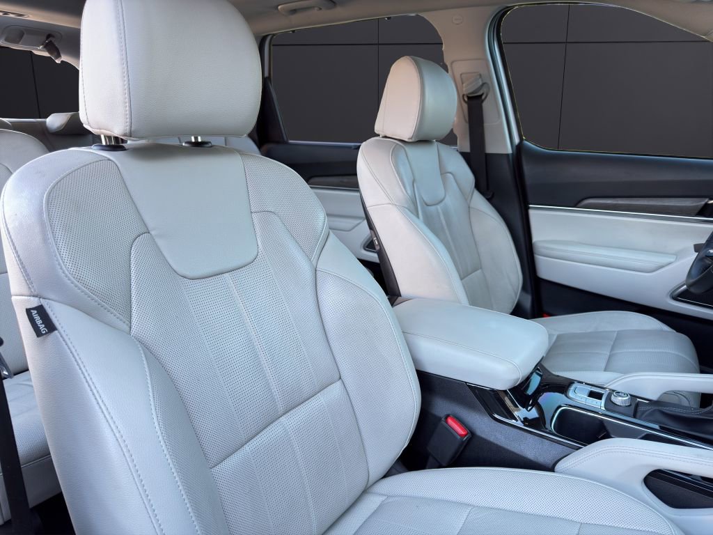 Used 2022 Kia Telluride SX w/ Towing Package image 14