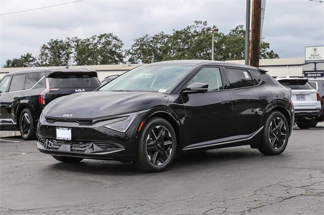 New 2025 Kia EV6 Wind image 2