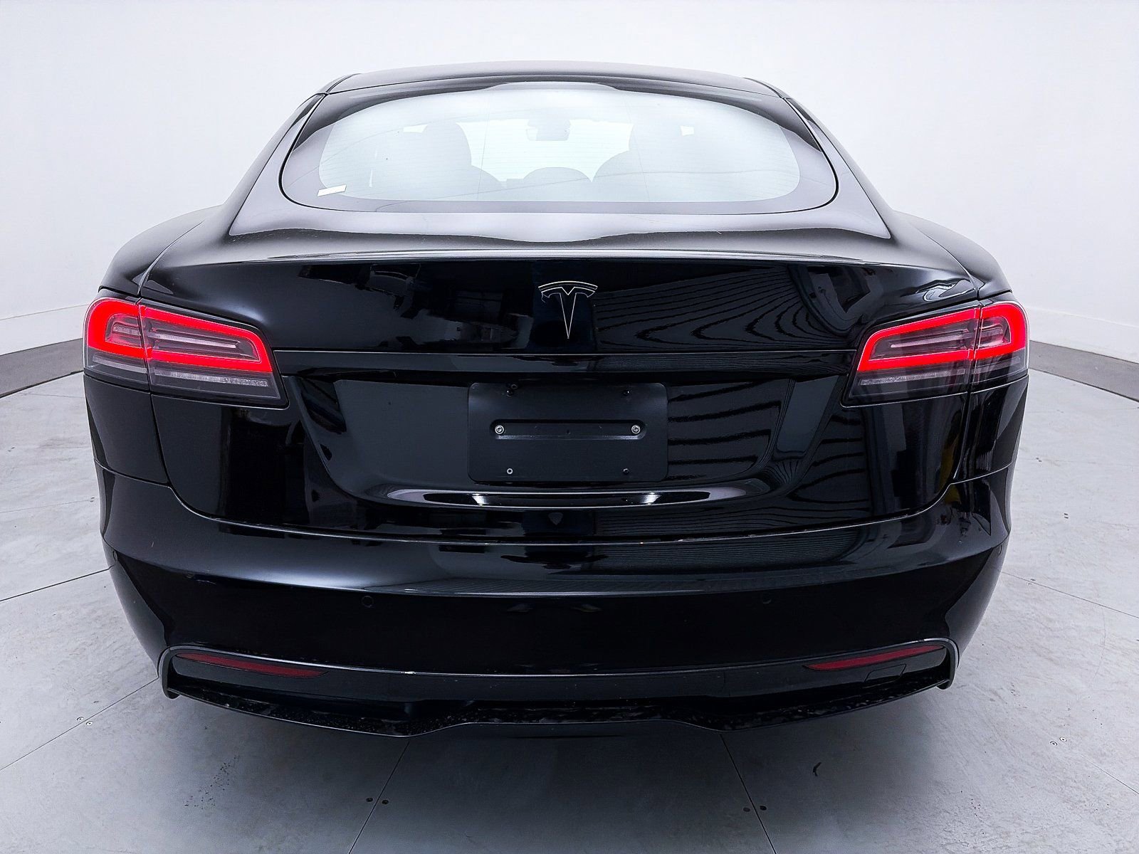 Used 2022 Tesla Model S image 15