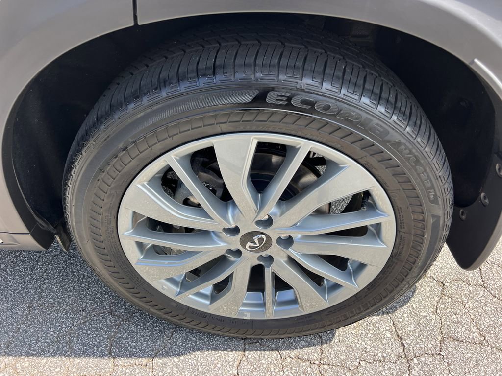 Used 2025 INFINITI QX50 Luxe image 16