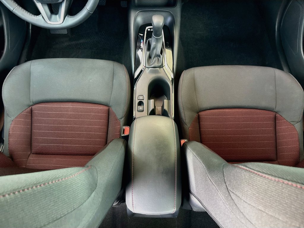 Certified 2025 Toyota Corolla SE FWD image 16