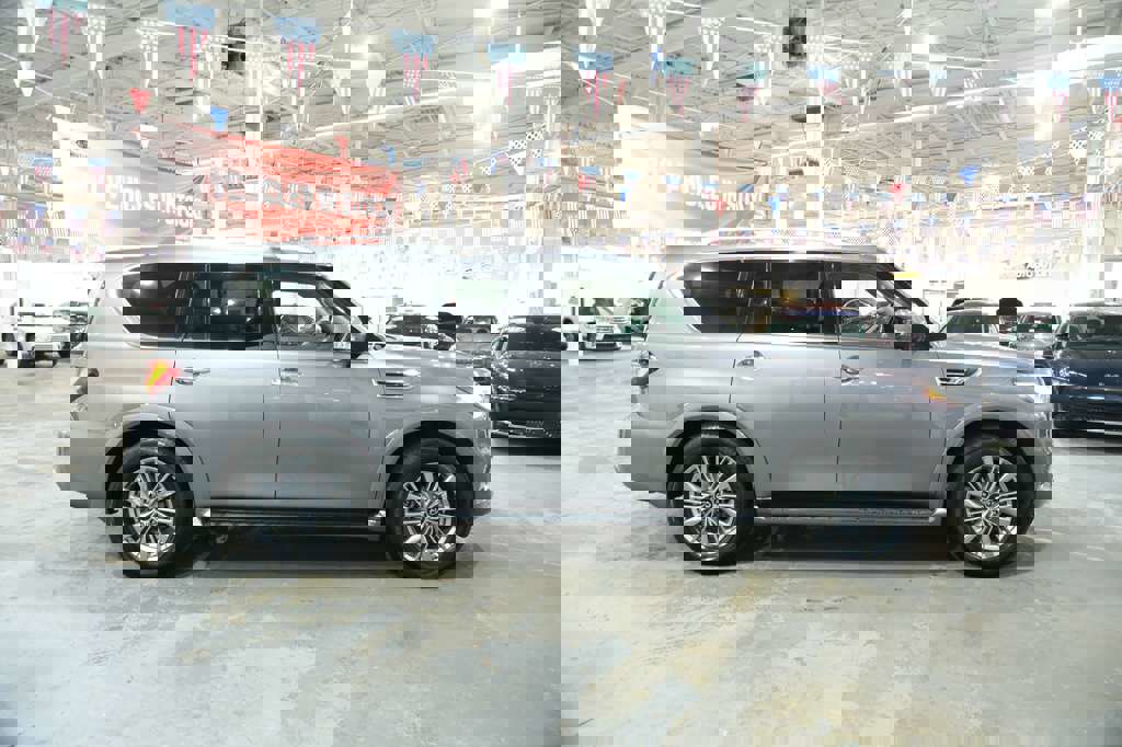 Used 2021 INFINITI QX80 Luxe image 14