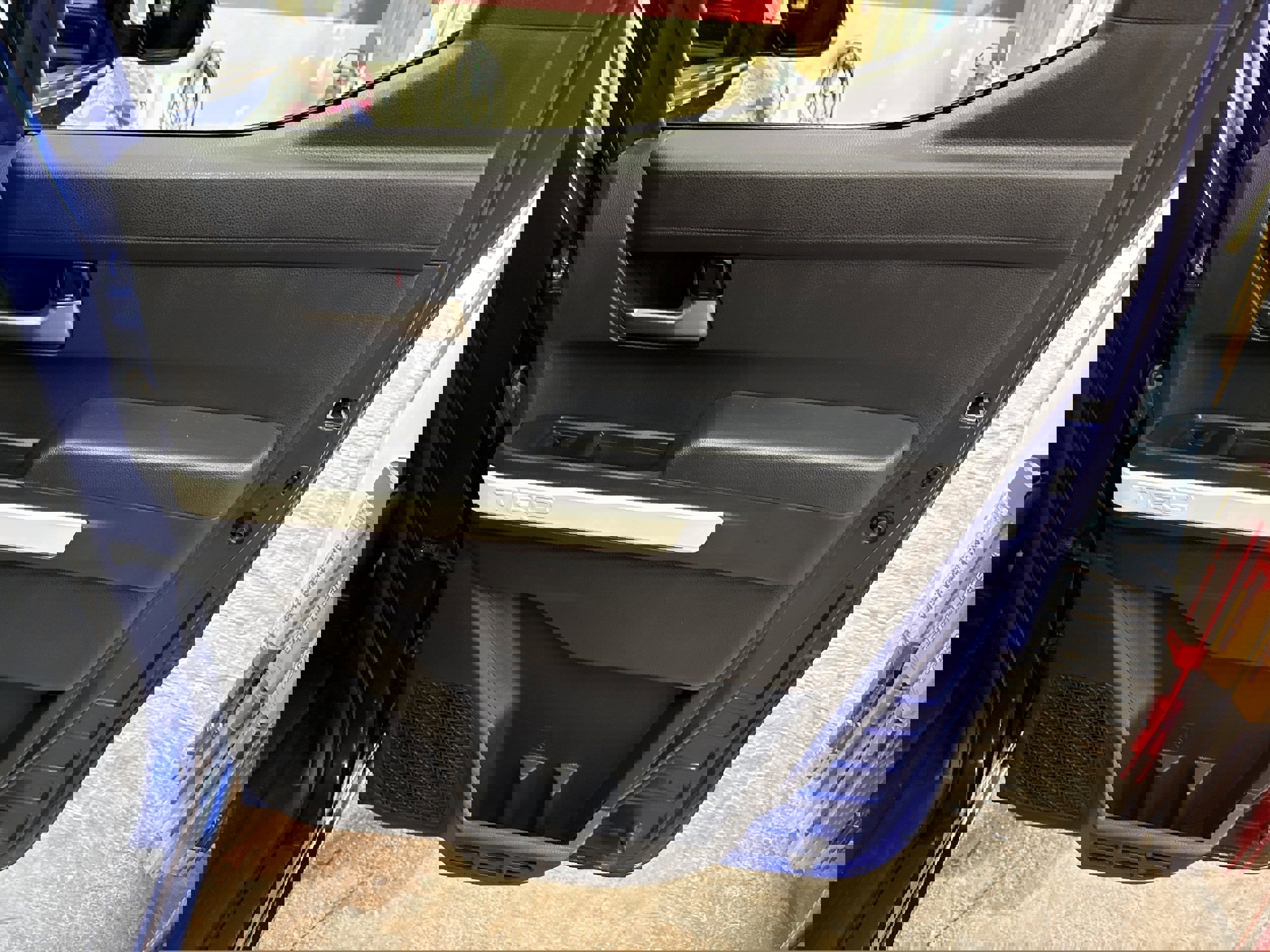 Used 2024 Toyota Tacoma TRD Off-Road image 18