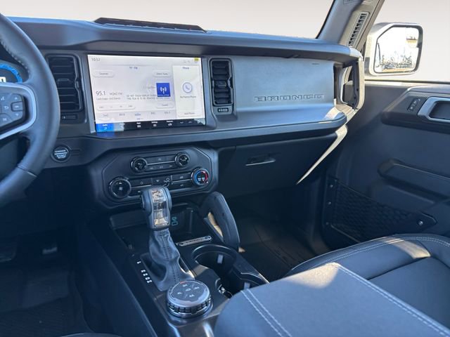 New 2025 Ford Bronco Badlands image 11