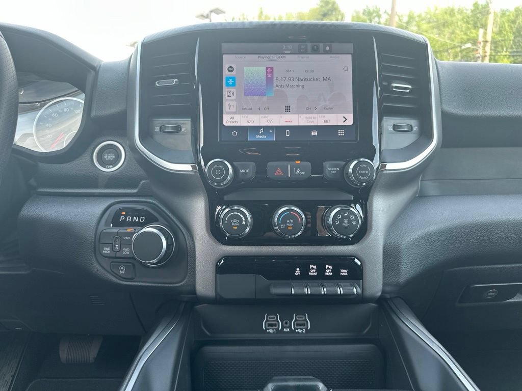 New 2026 RAM 1500 Express AWD/4WD image 18