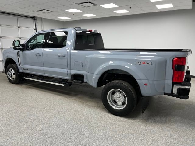 Used 2024 Ford F350 Lariat image 7