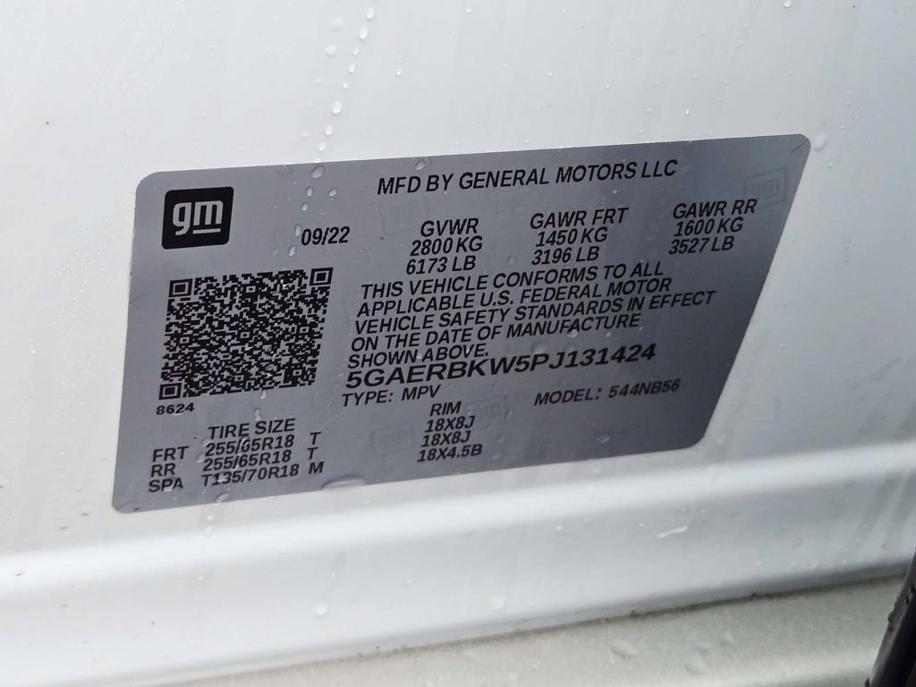 Used 2023 Buick Enclave Essence image 38