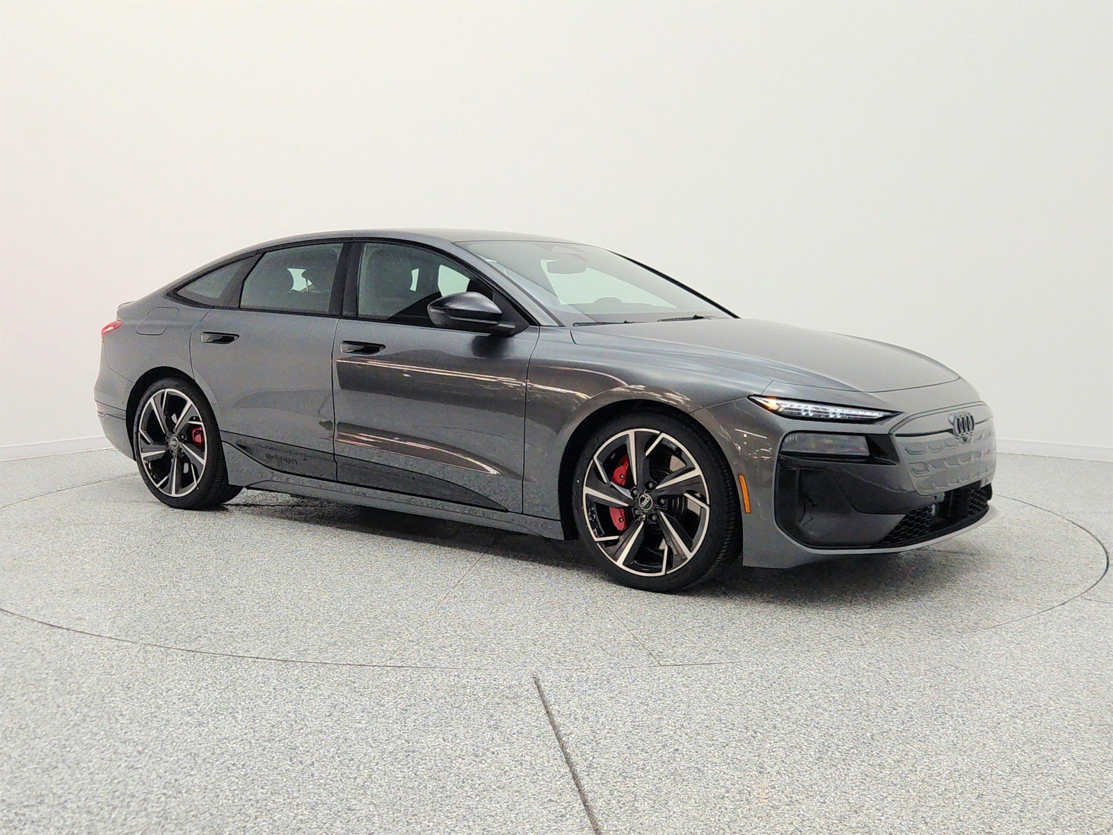 Used 2025 Audi S6 e-tron Premium Plus w/ Premium Plus AWD/4WD image 3