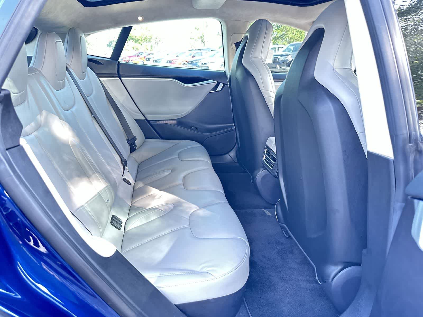 Used 2016 Tesla Model S 70D image 16