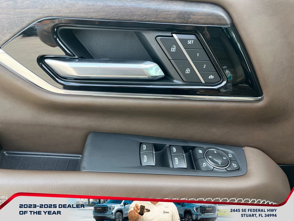 Used 2025 GMC Yukon Denali Ultimate image 27