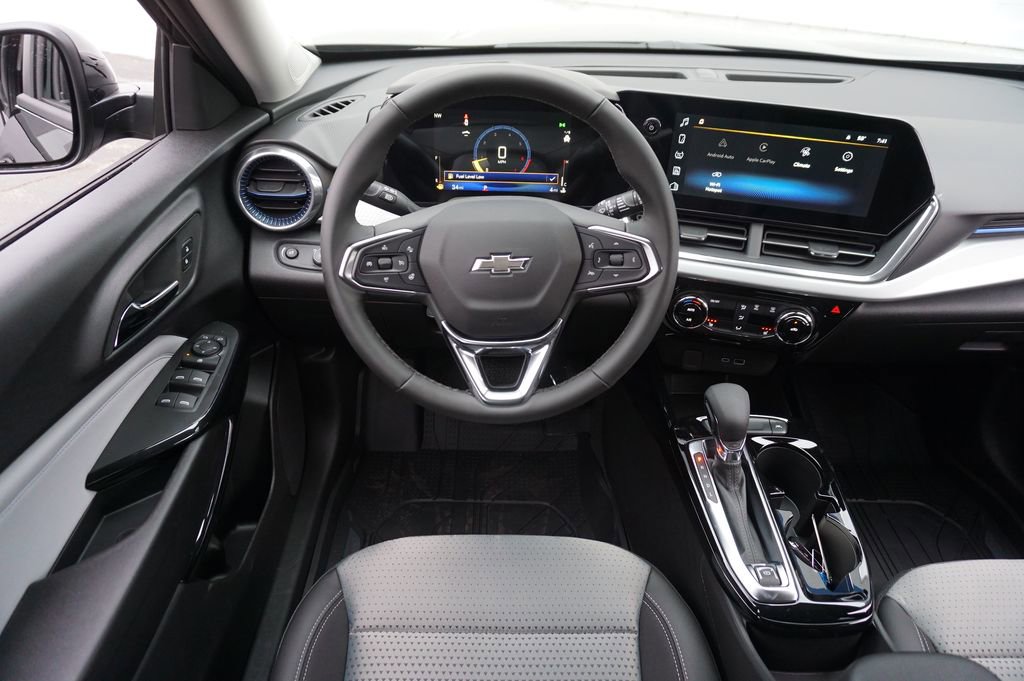 New 2026 Chevrolet Trax LT image 12