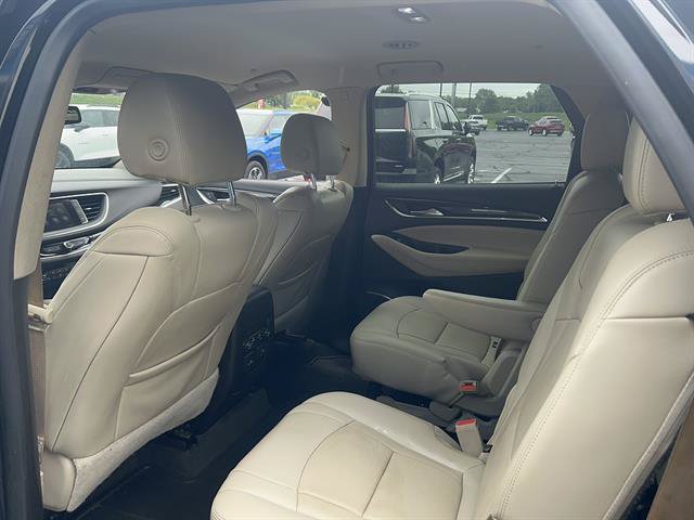 Used 2019 Buick Enclave Premium AWD/4WD image 16