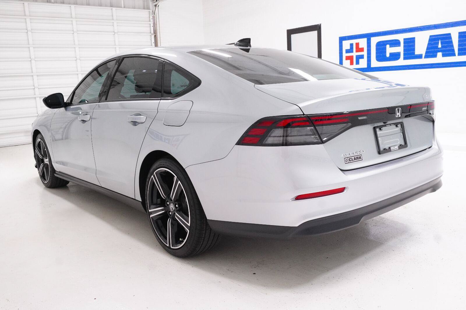 Used 2026 Honda Accord SE image 31