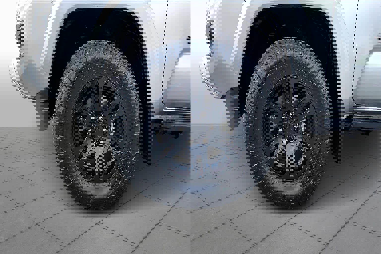 Used 2023 Toyota Tacoma TRD Sport image 11