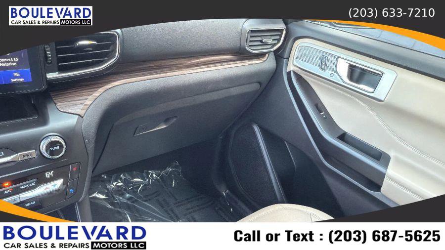 Used 2020 Ford Explorer Limited w/ Class III Trailer Tow Package image 14