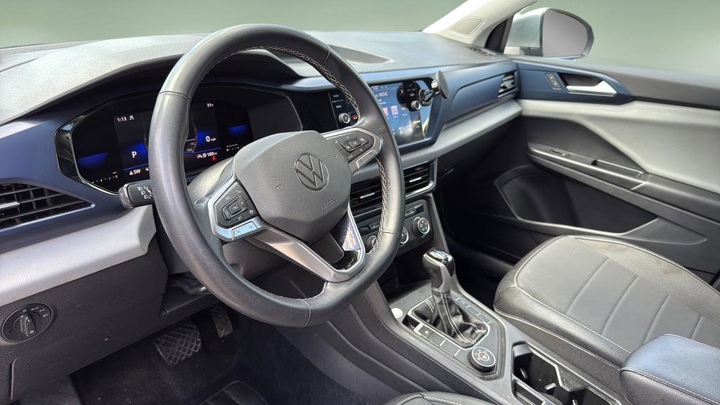 Used 2022 Volkswagen Taos SE image 19