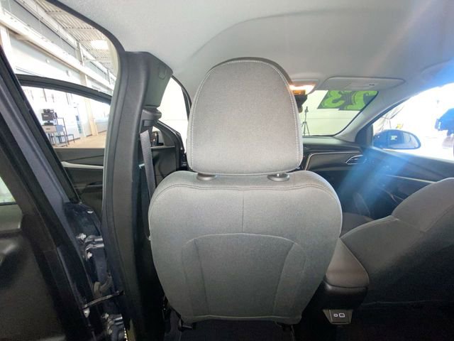 Used 2023 Chevrolet Bolt EUV LT FWD image 35