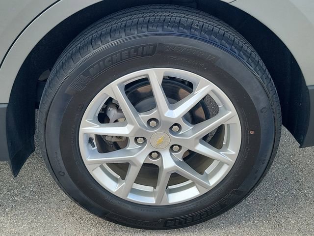 Certified 2023 Chevrolet Equinox LS w/ Driver Confidence II Package image 8