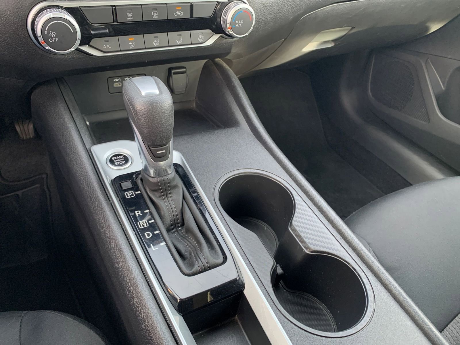 Used 2025 Nissan Altima 2.5 SV image 40