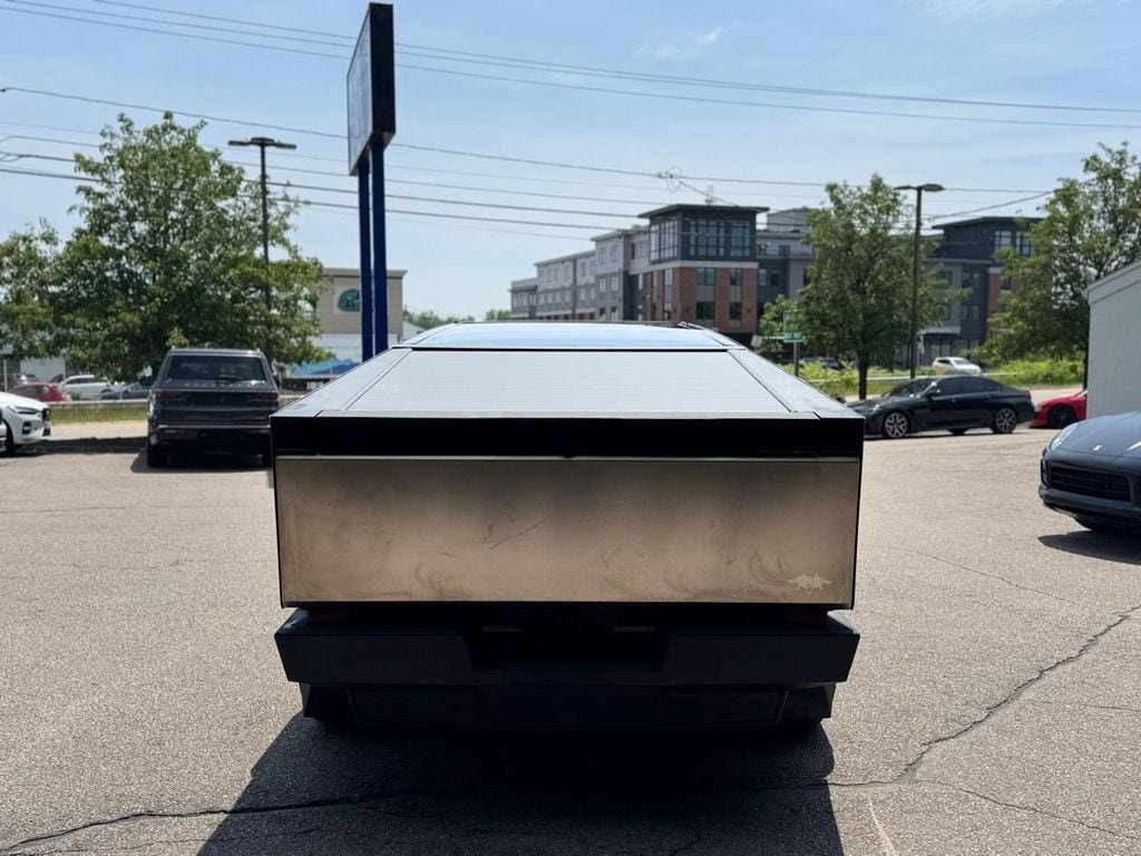 Used 2024 Tesla Cybertruck Cyberbeast AWD/4WD image 5