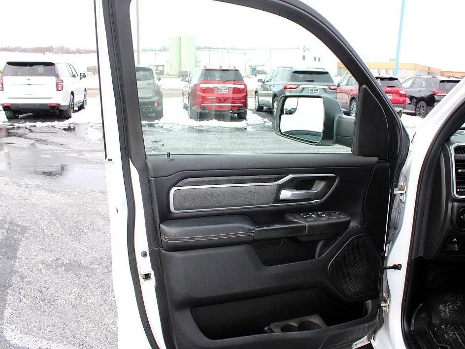 Used 2021 RAM 1500 Big Horn image 8