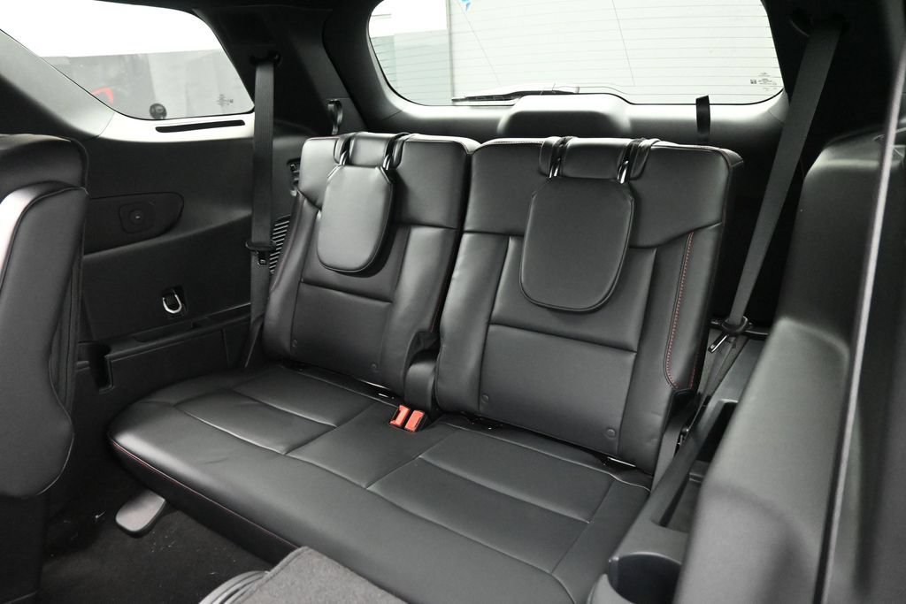 New 2026 Ford Explorer ST-Line w/ ST-Line Street Pack AWD/4WD image 21