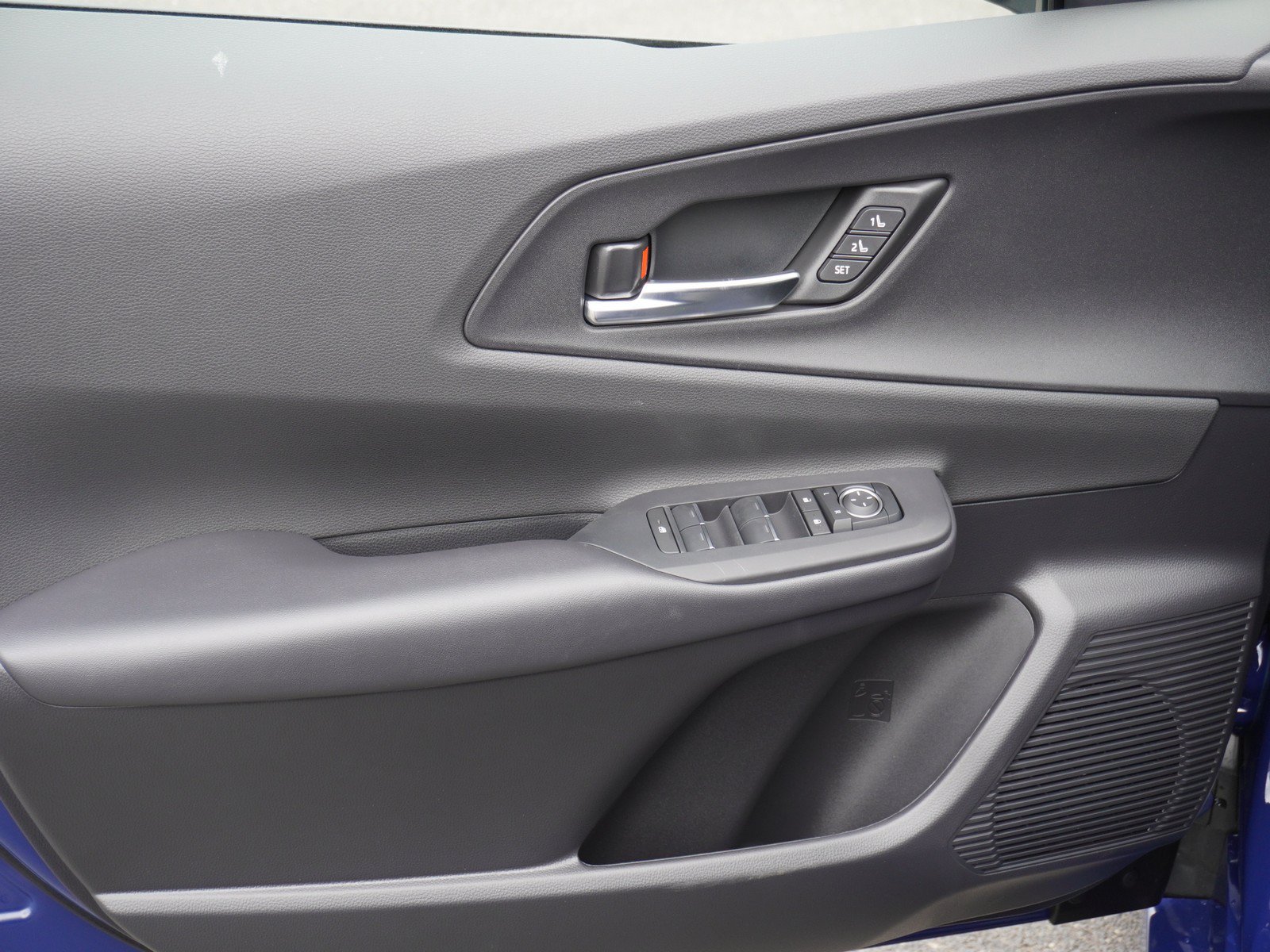 New 2026 Toyota Prius Plug-In Hybrid FWD image 19